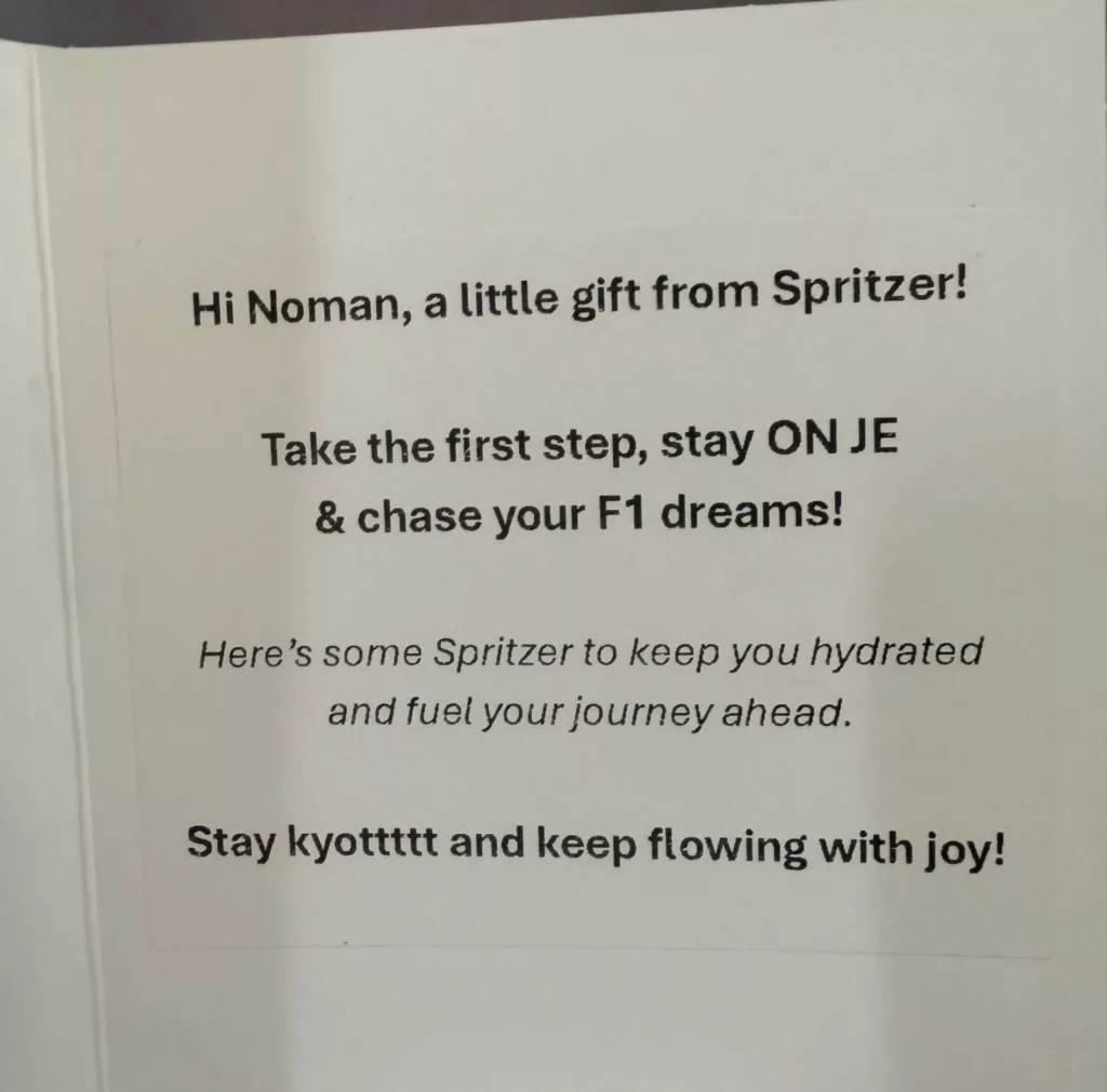 Rezeki Adik Noman! Aksi ‘T-Pose’ Di F1 Tarik Perhatian Spritzer, Terima Hadiah Istimewa