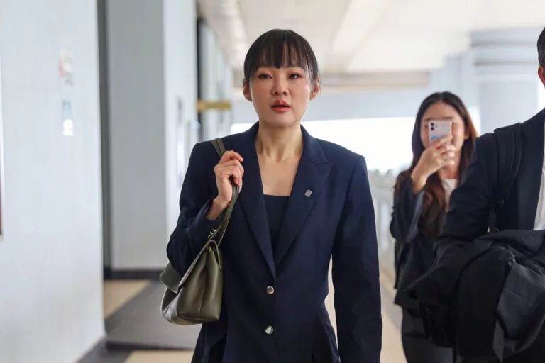 Alasan Masalah Kewangan, Defendan Kes Saman Fitnah Christy Ng Gagal Hadir Mahkamah 2 Alasan Masalah Kewangan, Defendan Kes Saman Fitnah Christy Ng Gagal Hadir Mahkamah