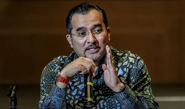 Raih 10A SPM Tapi Terpaksa Jadi Rider Grab, Asyraf Wajdi Tampil Mahu Bantu Sambung Pengajian
