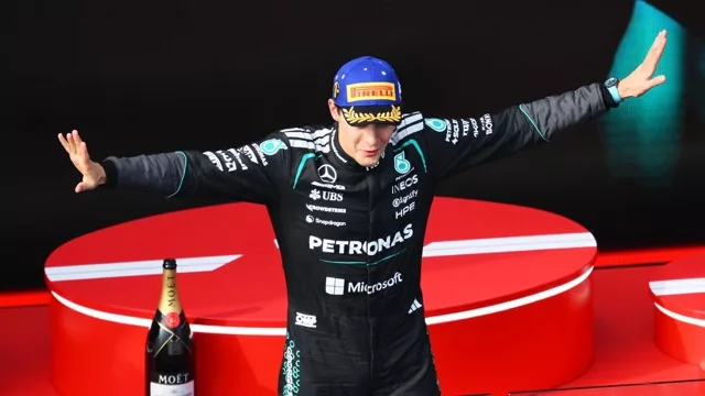 Baru 6 Tahun, Adik Noman Curi Tumpuan Dunia Di F1 Sepang Gara-Gara ‘T-Pose’ George Russell