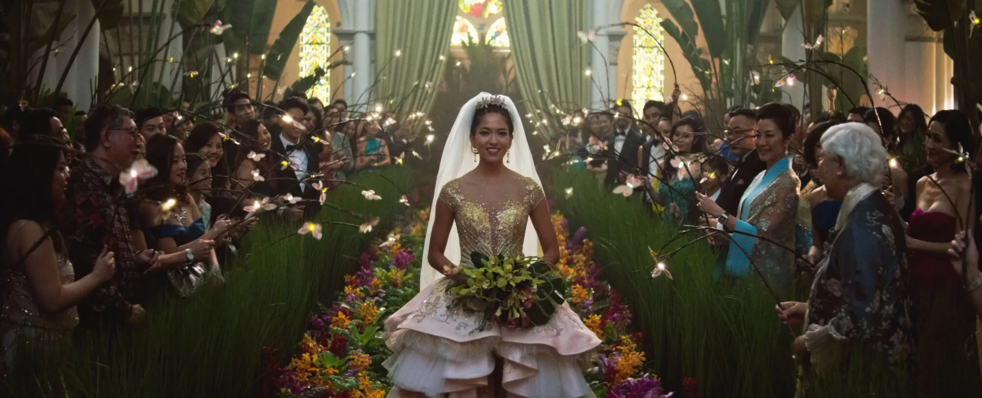 ‘Crazy Rich Asians’ Kembali Sebagai Siri Drama, Tan Sri Michelle Yeoh & Henry Golding Antara Bintang Utama! 5 ‘Crazy Rich Asians’ Kembali Sebagai Siri Drama, Tan Sri Michelle Yeoh & Henry Golding Antara Bintang Utama!