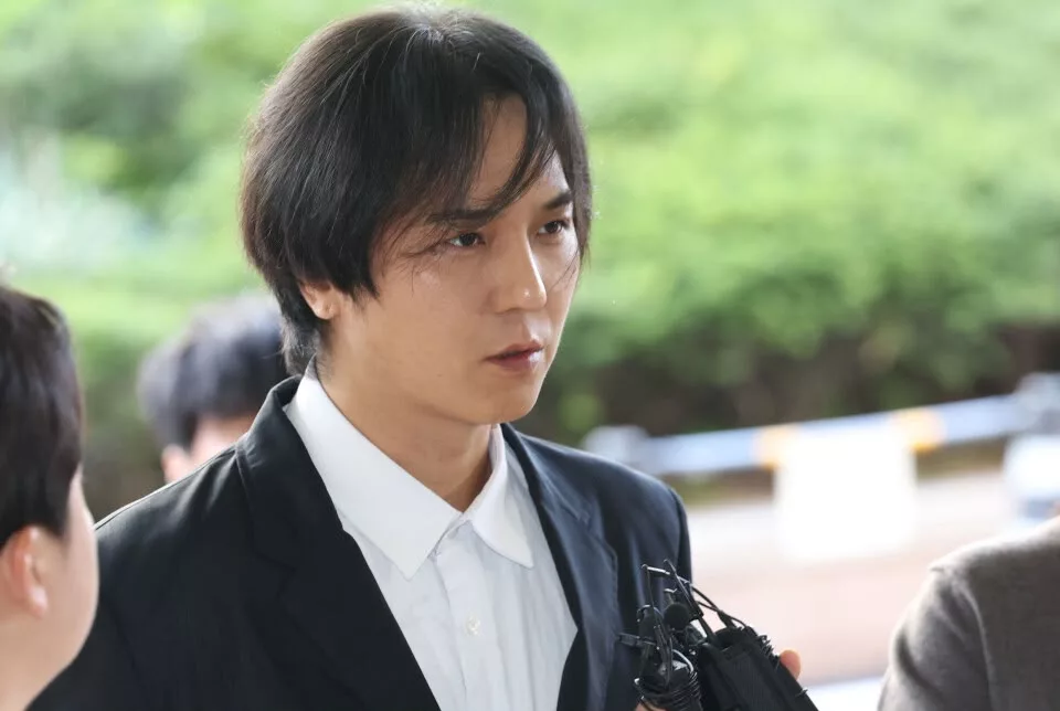 Mino WINNER Dijatuhi Hukuman Penjara Setahun Dengan Penangguhan Atas Pelanggaran Perkhidmatan Ketenteraan