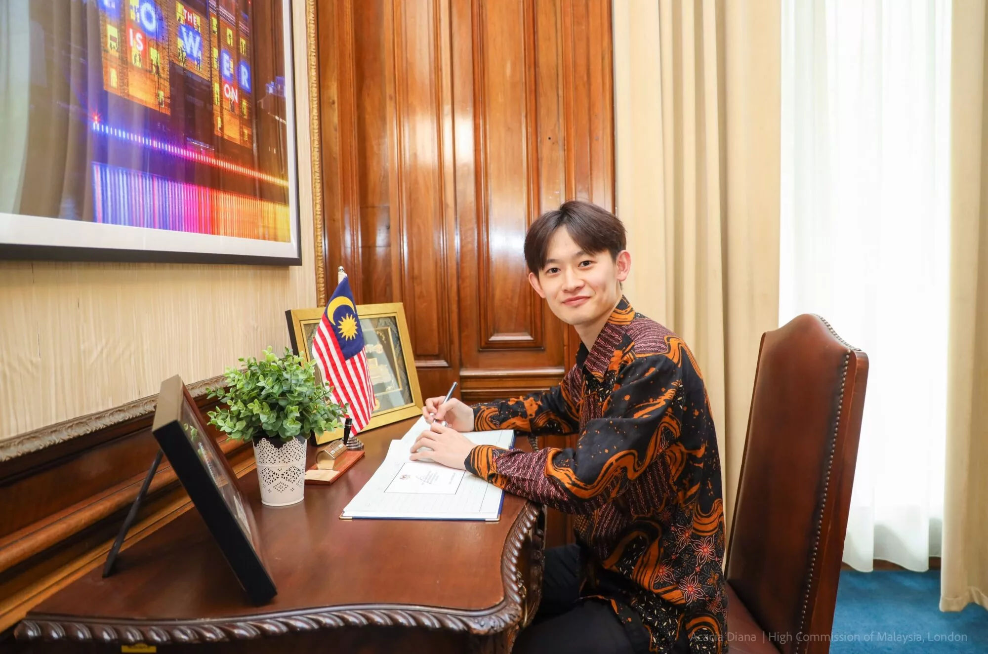 Tiga Anak Muda Malaysia Raih Pengiktirafan, Terpilih Sebagai 100 Pemimpin Muda QECT 2026, Tahniah!